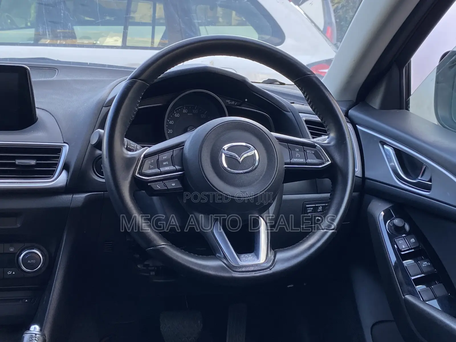 Mazda Axela 2018 Red