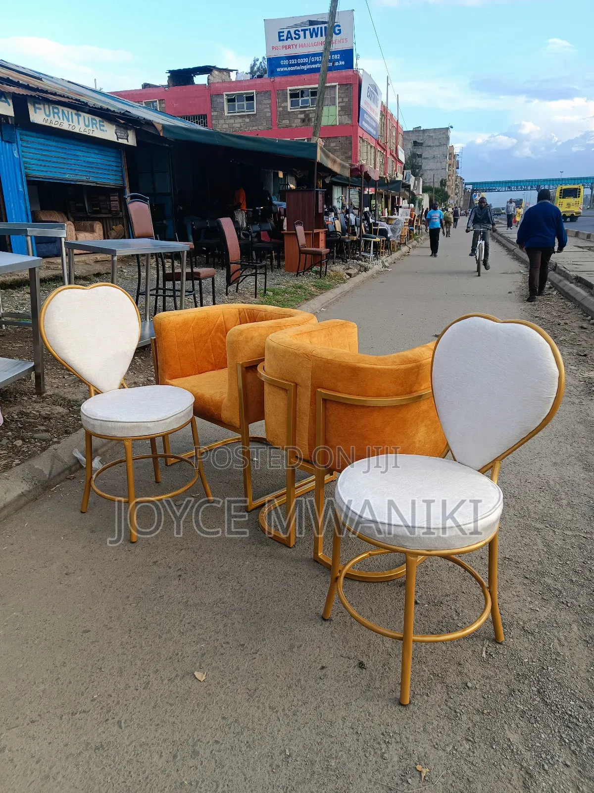 Manicure Seats, 4 Pieces, Cream And Gold...