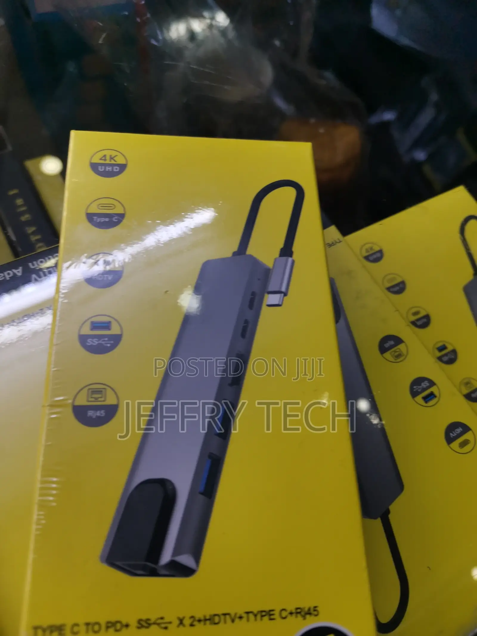 USB C to 8 Port Hub Multifunction Adapter