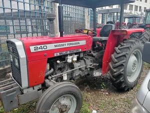 Massey Ferguson 240