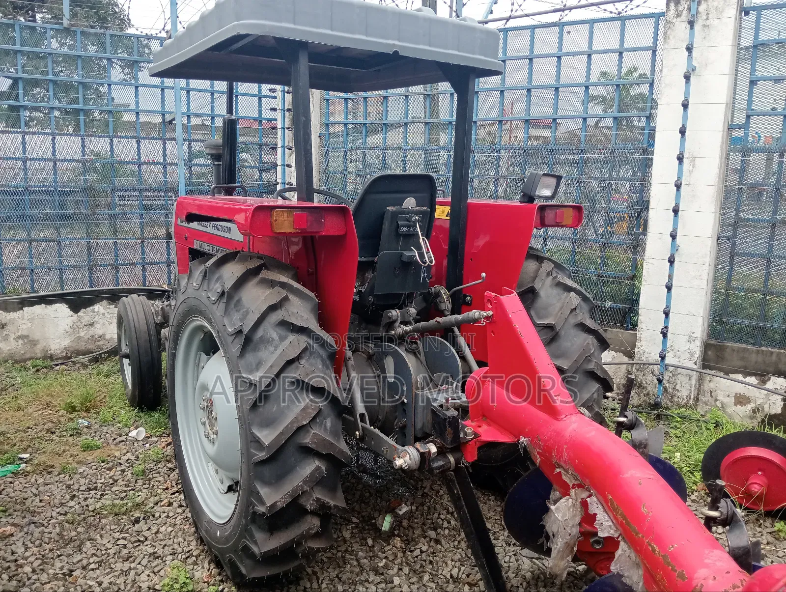 Massey Ferguson 240