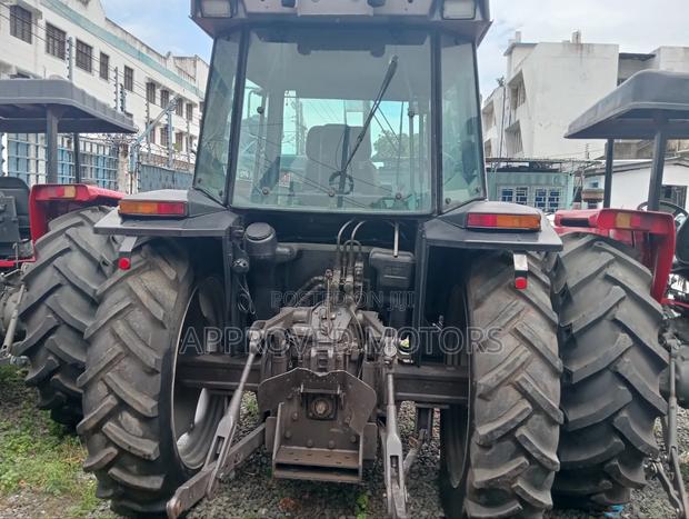 Massey Ferguson Tractor 3060 - thumbnail 7
