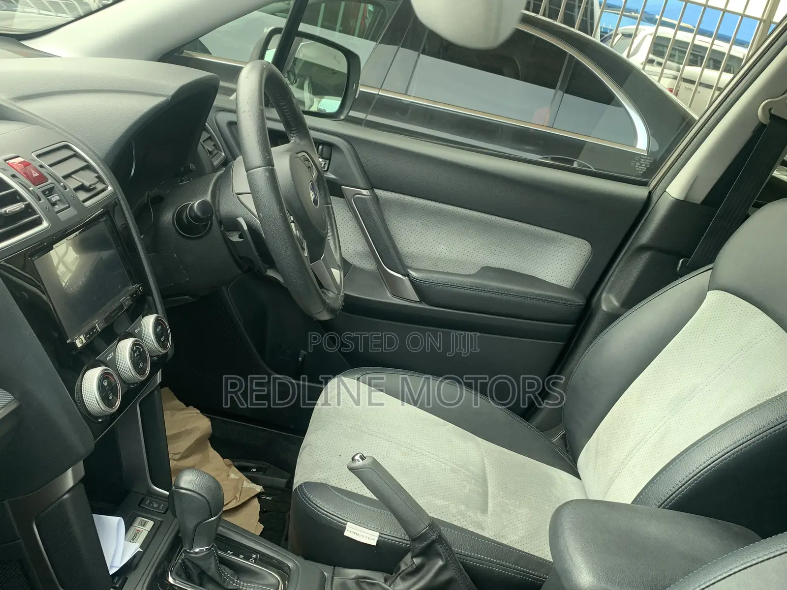 Subaru Forester 2.5i Limited AWD 2017 Ivory