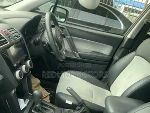 Subaru Forester 2.5i Limited AWD 2017 Ivory