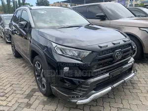 Toyota RAV4 Adventure 2019 Black