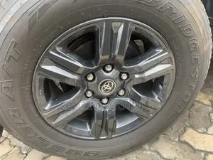 Toyota Hilux 2.4 Diesel 2020 Gold