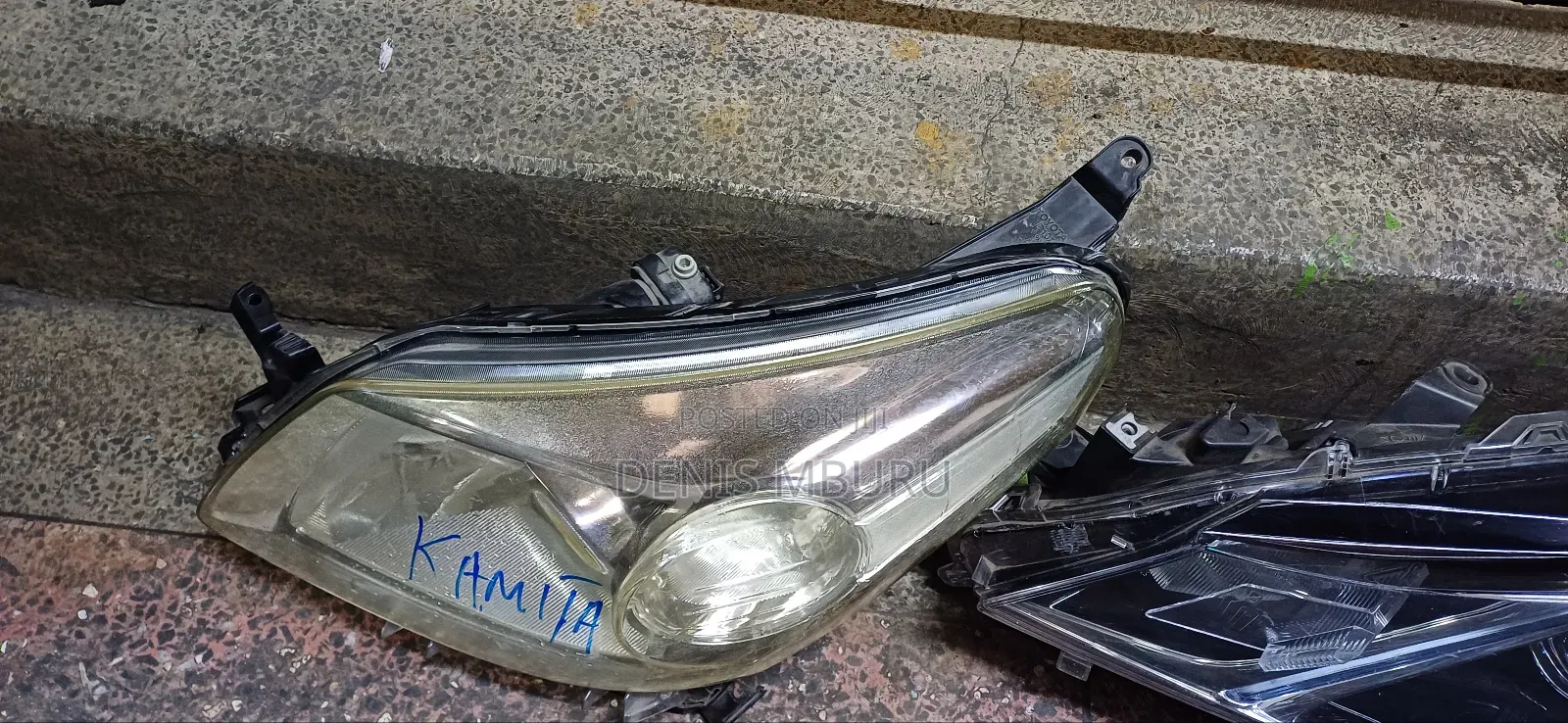 Toyota IST New Model Non Xenon Headlight