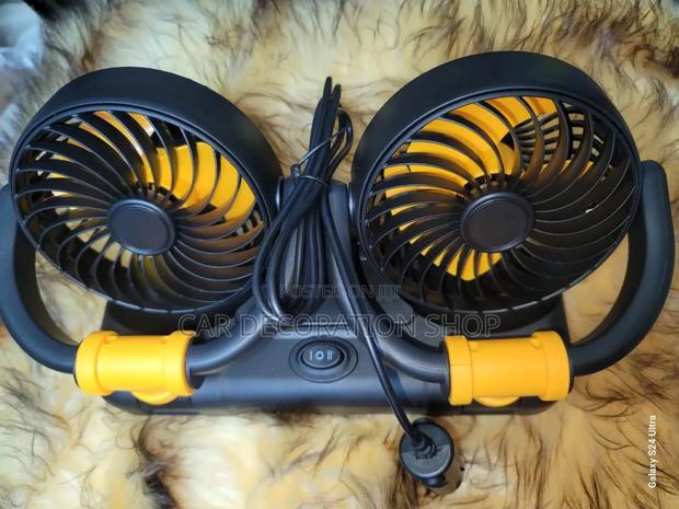 Double Adjustable Head Car Fan