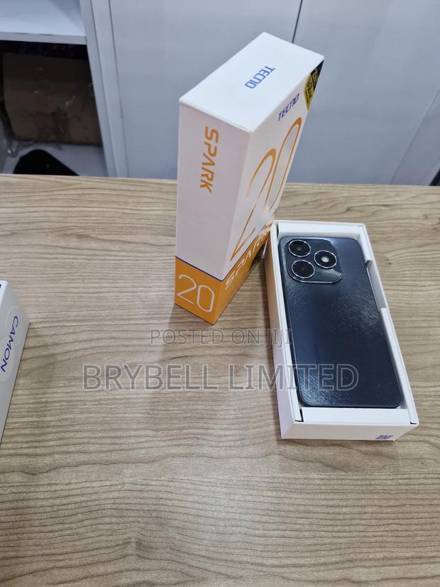 Tecno Spark 20 256 GB Black - thumbnail 4