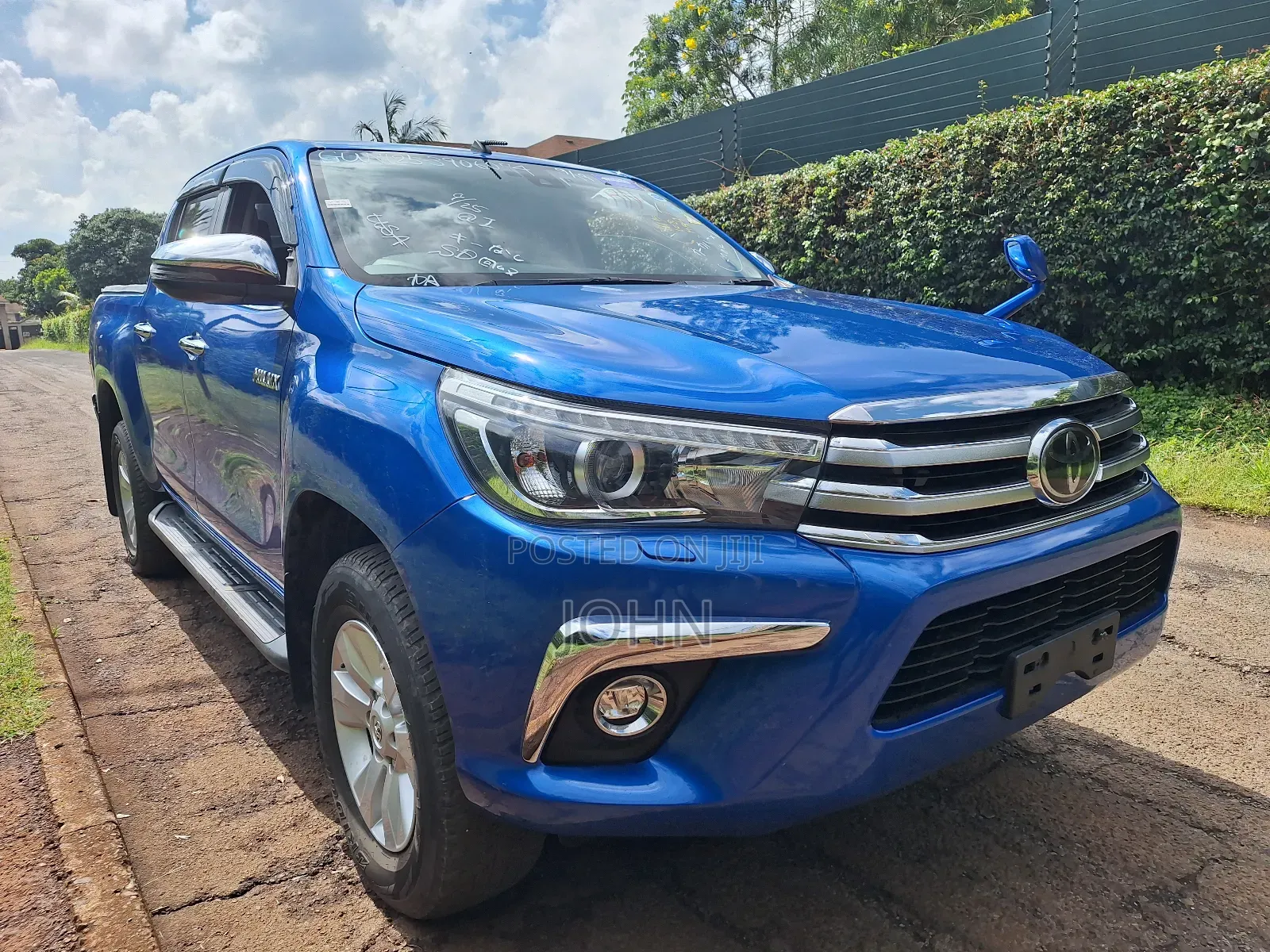 Toyota Hilux 2018 Blue