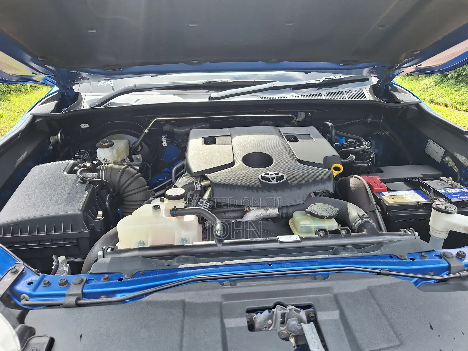 Toyota Hilux 2018 Blue