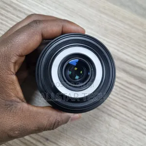 Canon EF-S 35mm F/2.8 Macro IS STM Lens