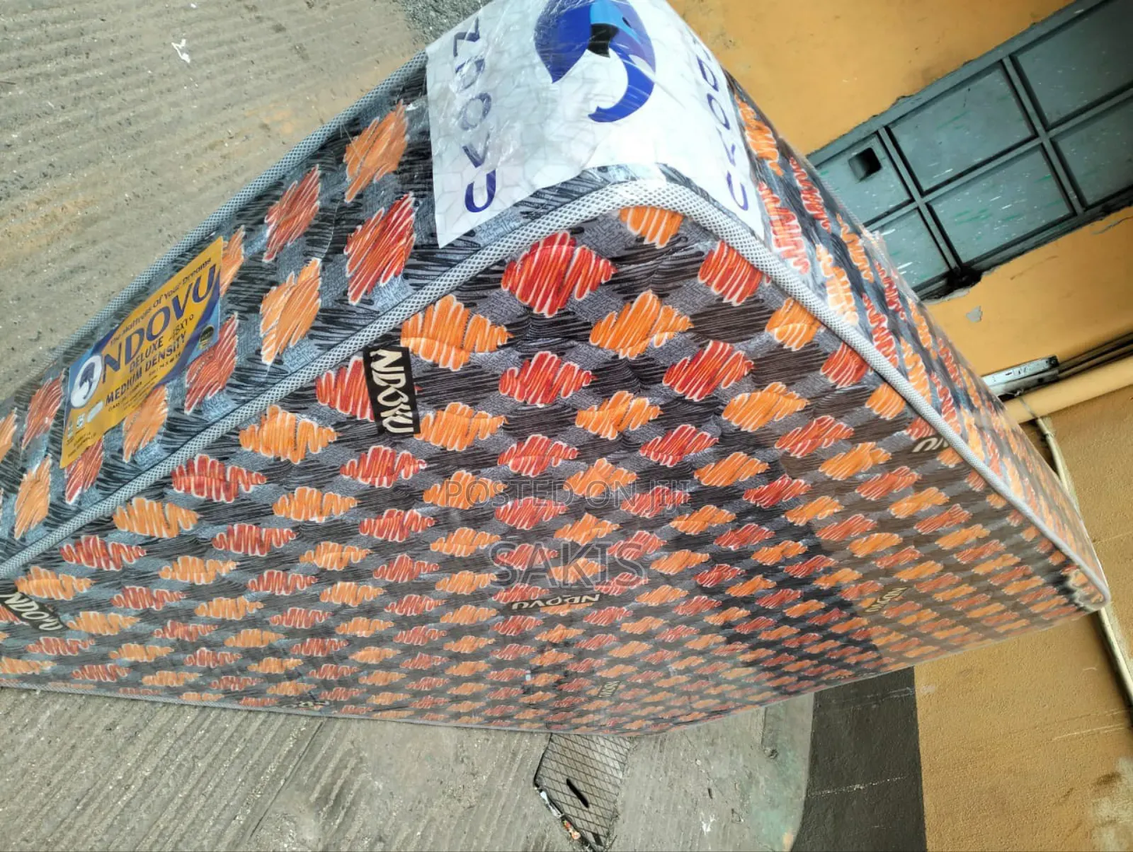 Reaching for the Stars! 5x6x10 MD Quilted Ndovu Mattresses .