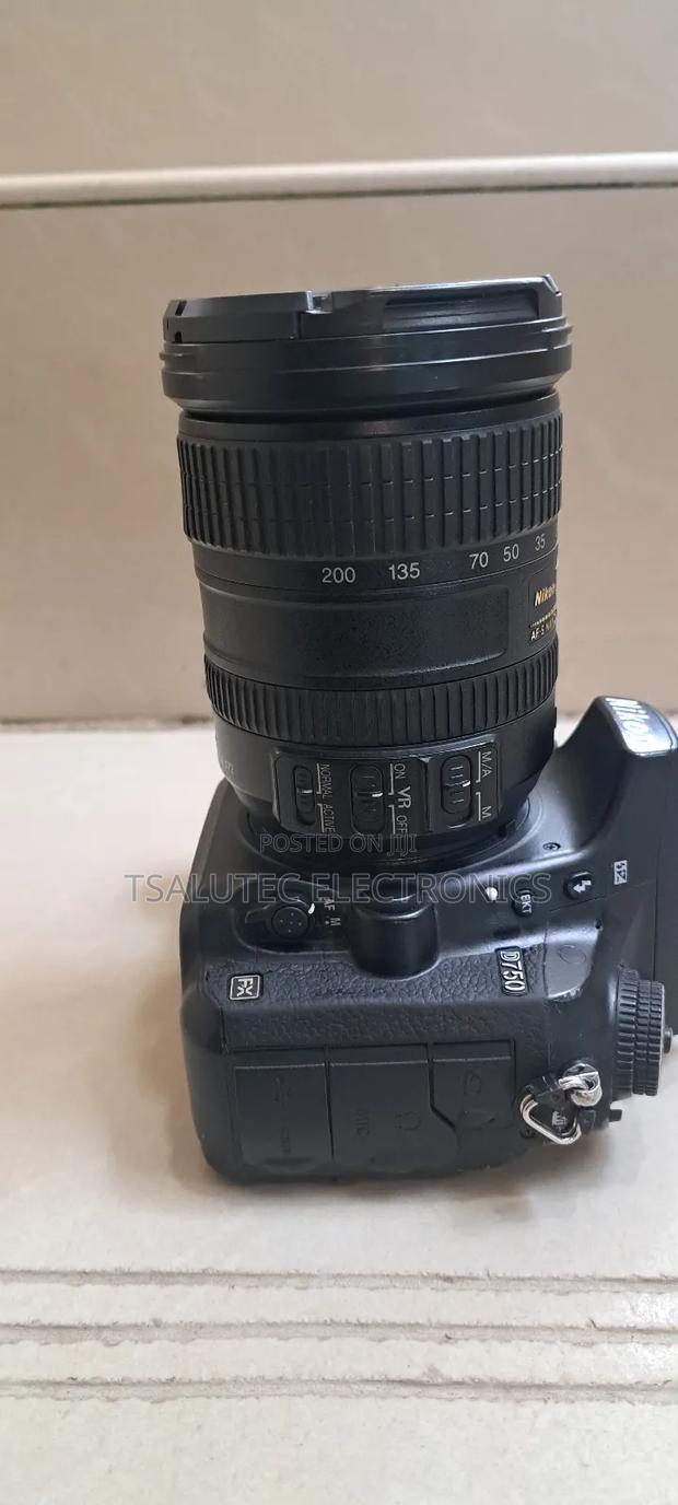 Nikon D750