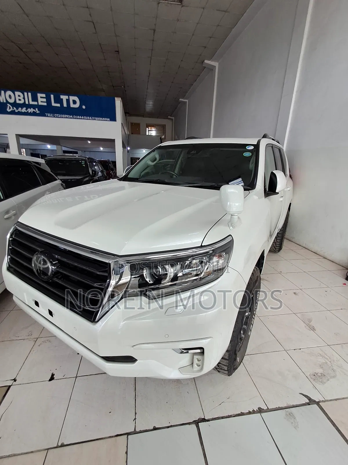 Toyota Land Cruiser Prado 2.8 2017 White