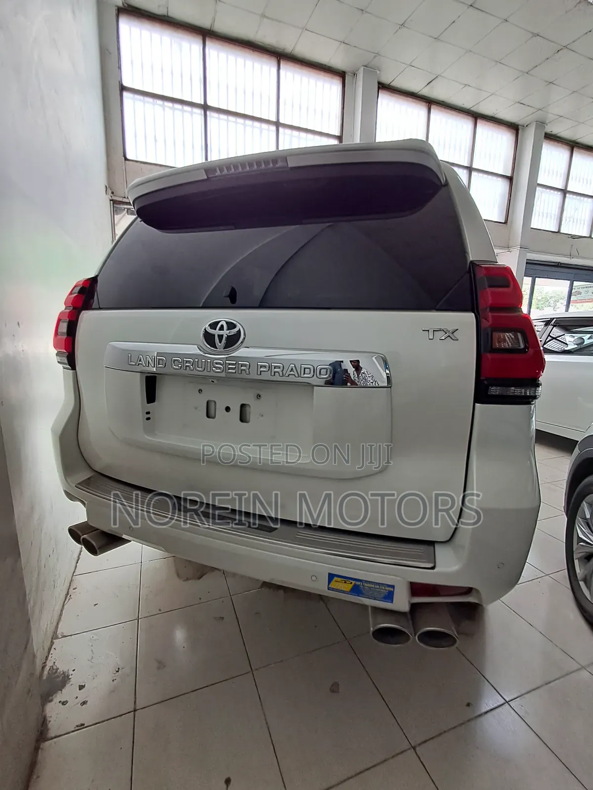 Toyota Land Cruiser Prado 2.8 2017 White