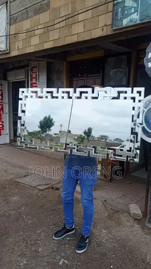 Varsage Wall Mirror