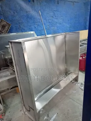 Hygienic Mens Urinal Stainless Available