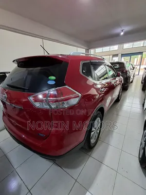 Nissan X-Trail 2017 Red