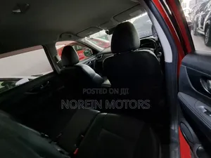 Nissan X-Trail 2017 Red