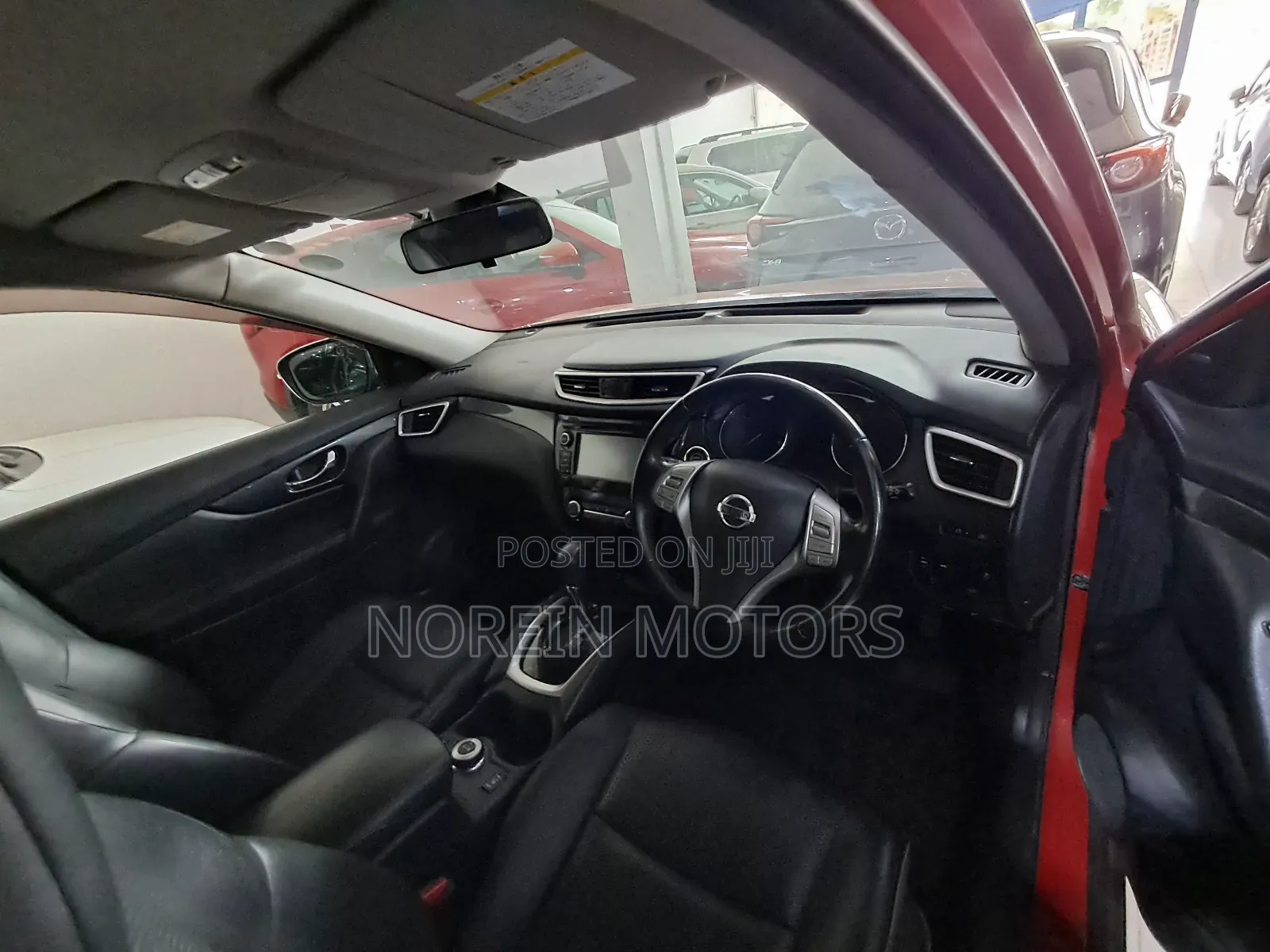 Nissan X-Trail 2017 Red