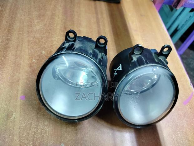 Foglights Auris 2010