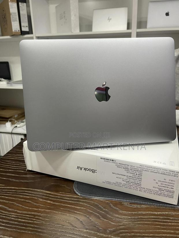 Laptop Apple MacBook 2020 16GB Apple M1 SSD 512GB - main view