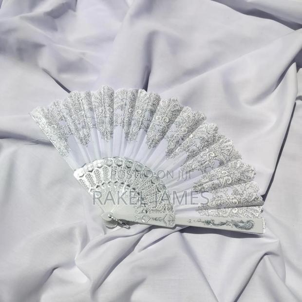 Folding Fan - thumbnail 2