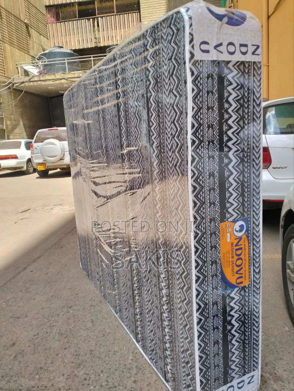 Elimika Kukamilifu! 4 X 6 X 10 MD, 10 Inch Ndovu Mattresses
