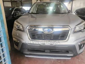 Subaru Forester 2018 Silver