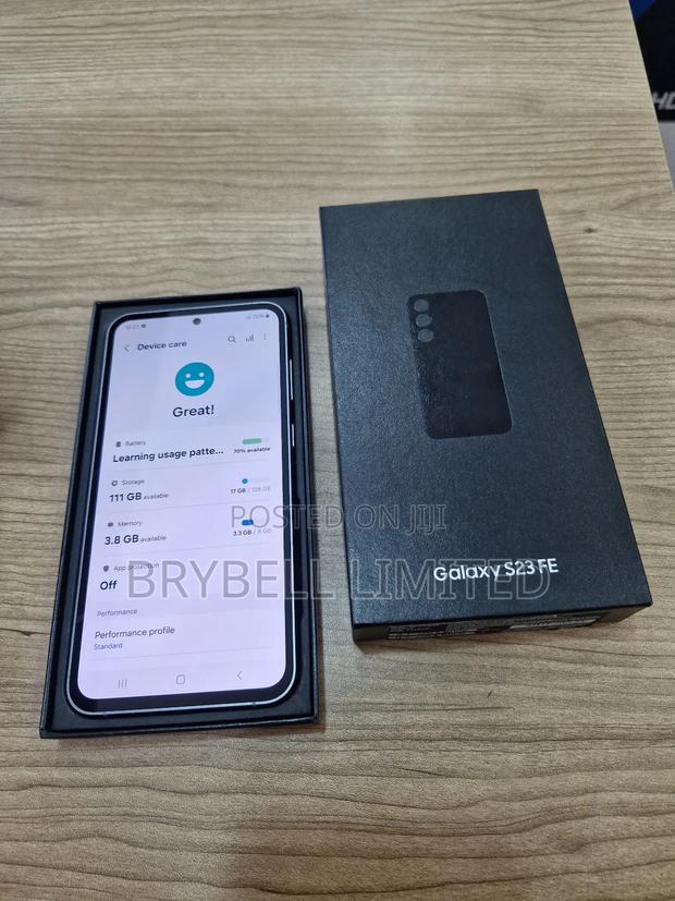 New Samsung Galaxy S23 FE 128 GB Black - thumbnail 5