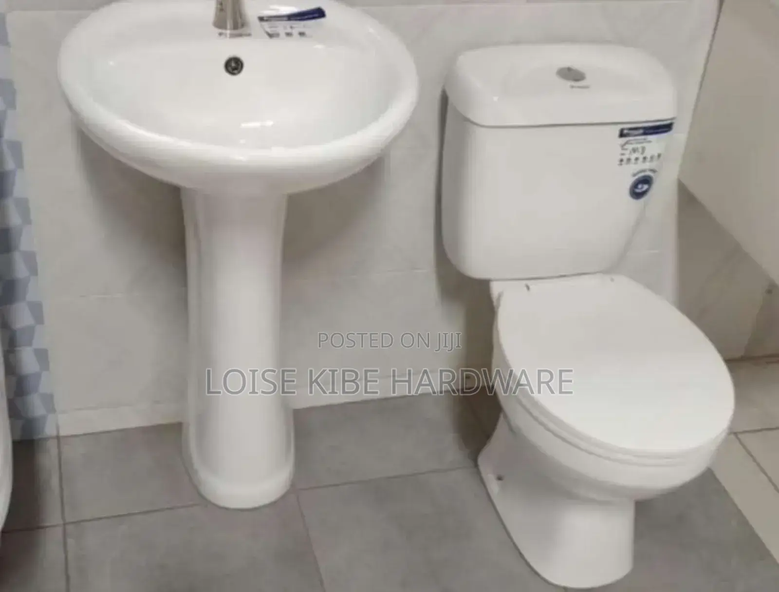 New Brand Blossom Wc Toilet Full Seat Available