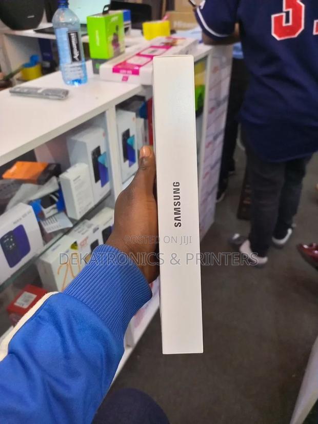 New Samsung Galaxy Tab A9 64 GB Gray - thumbnail 3