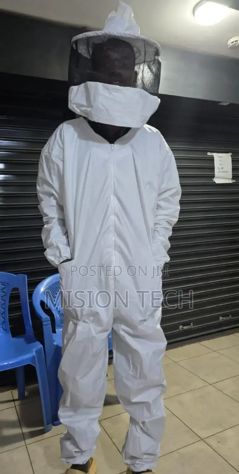 Bee Suit and Bee Protective Gloves 