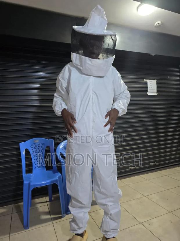 Bee Suit and Bee Protective Gloves°  - thumbnail 2