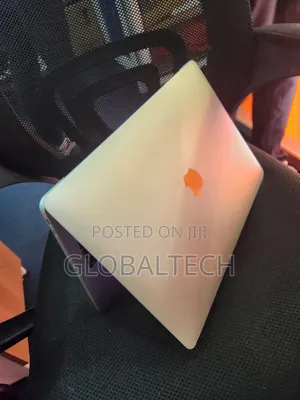 Laptop Apple MacBook Pro 8GB Intel Core I5 SSD 256GB