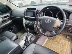 Toyota Land Cruiser 2013 Black