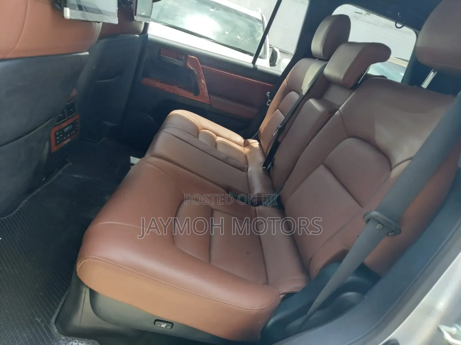 Toyota Land Cruiser 2015 Silver