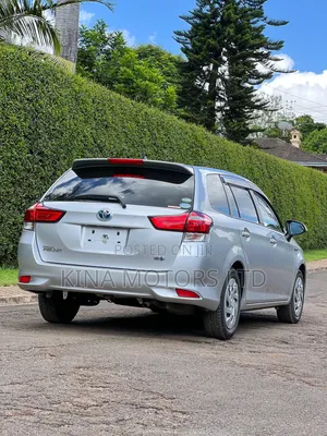 Toyota Corolla Fielder 1.5 Hybrid FWD 2018