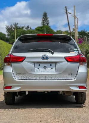 Toyota Corolla Fielder 1.5 Hybrid FWD 2018
