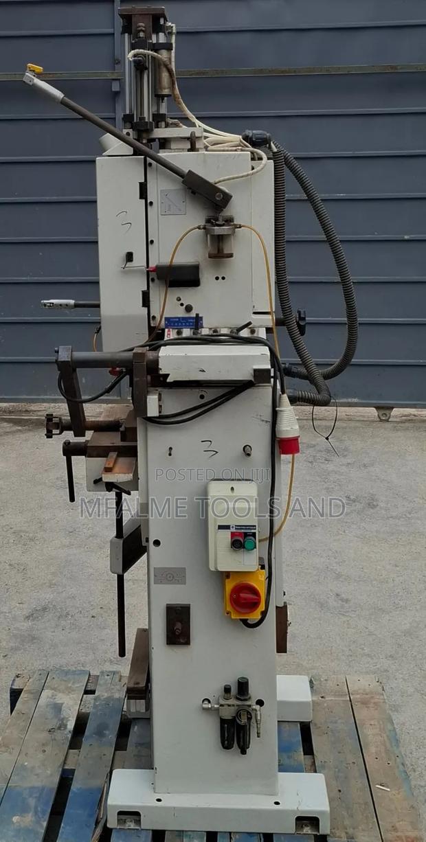 Mortiser Centauro CBO Interchangeable Chain/Chisel EX-UK
