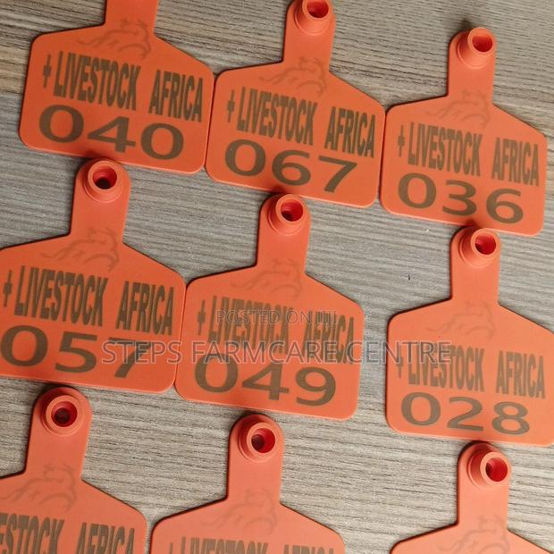 Cows Customised Ear Tags With Logo - thumbnail 2