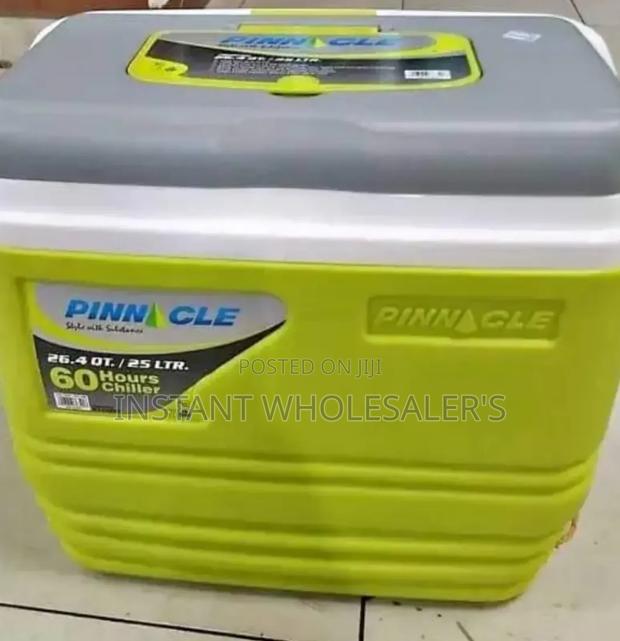 Utmost Pinnacle Cooler Box - main view