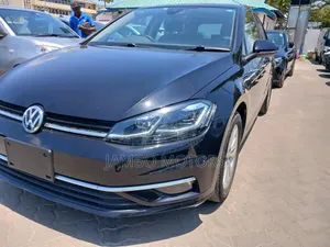 Volkswagen Golf TSI S FWD 2018 Black