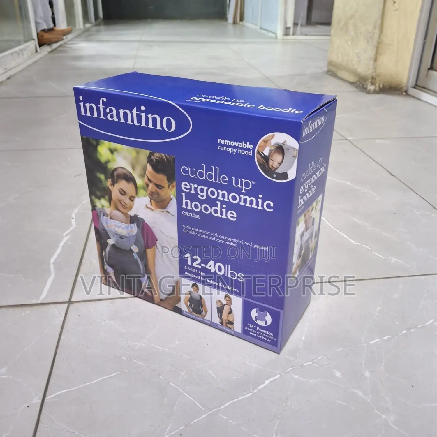 *Infantile Baby Carrier With Hood