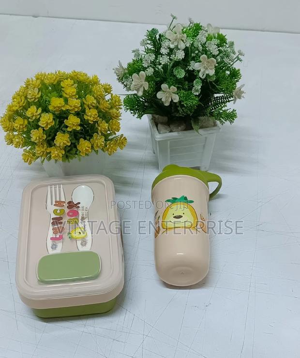 *Lunch Box With Water Bottle - main view