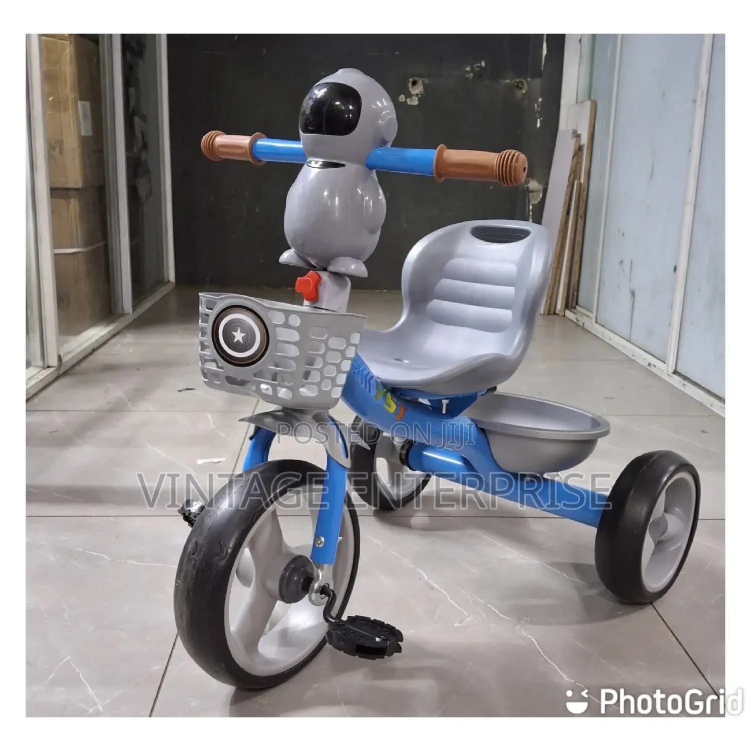 *Tricycle With Lights and Melodies