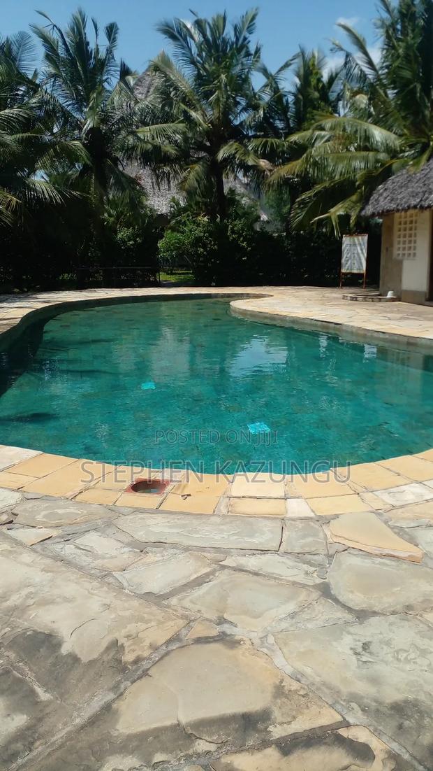 Furnished 4bdrm House in Golf & Living, Ukunda for rent - thumbnail 7