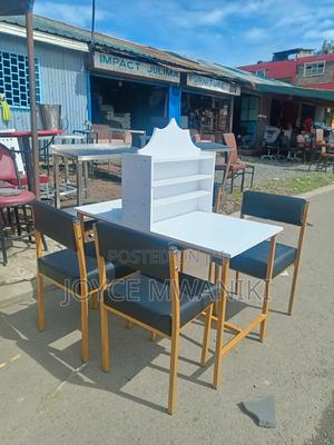 4 Seater Manicure Set, Black and Gold Seats, White Table - thumbnail 2