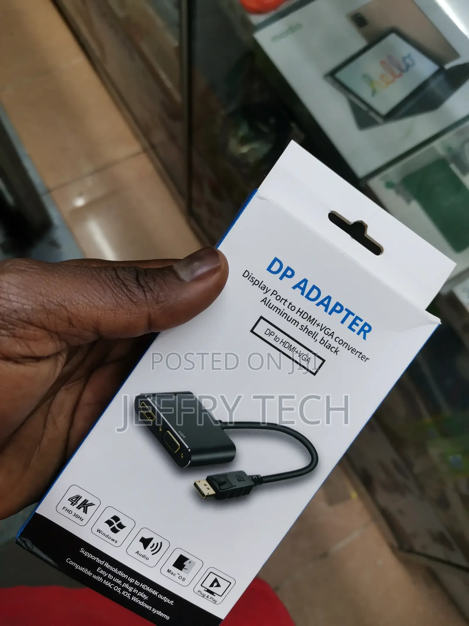 Travel a/v Adapter: 2-in-1 Displayport to HDMI or VGA